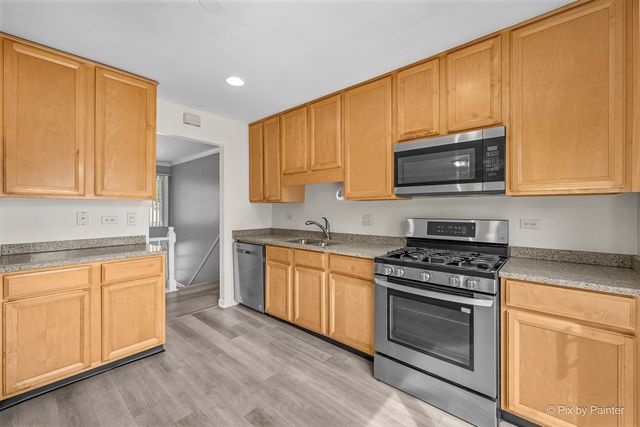 1485 Westbury Drive, Hoffman Estates, IL 60192