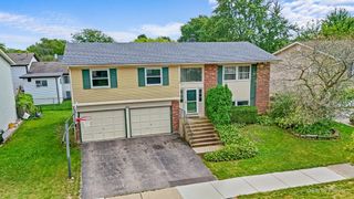 1485 Westbury Drive, Hoffman Estates, IL 60192