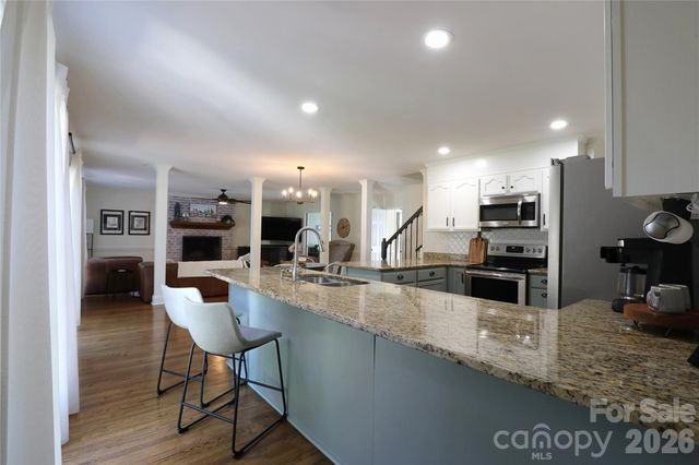 8810 Scarsdale Drive, Mint Hill, NC 28227