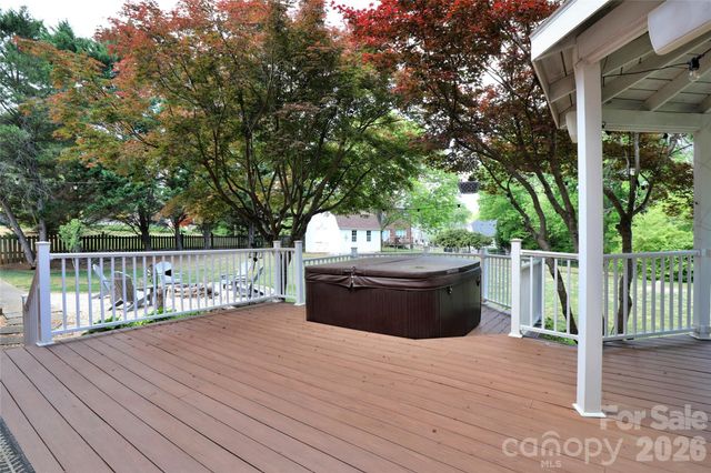 8810 Scarsdale Drive, Mint Hill, NC 28227