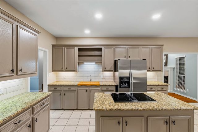 6145 Strasbourg Dr, Corpus Christi, TX 78414