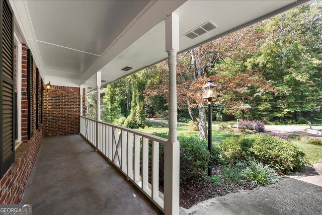 9267 Westview Drive SW, Covington, GA 30014