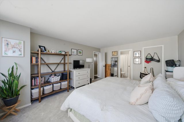 3550 N LAKE SHORE Drive 516, Chicago, IL 60657