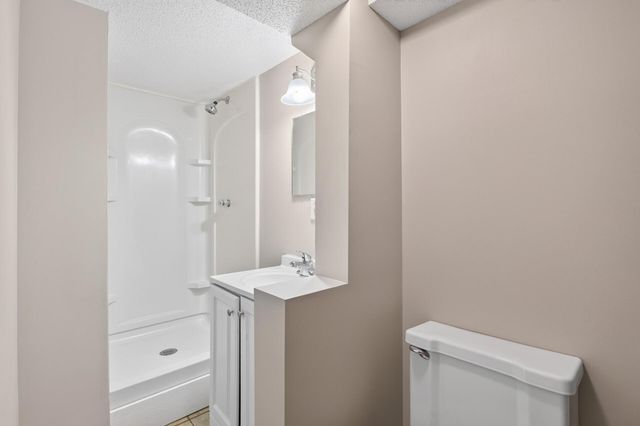 4763 Chatham Road NE, Columbia Heights, MN 55421