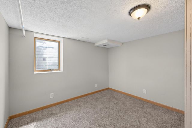 4763 Chatham Road NE, Columbia Heights, MN 55421