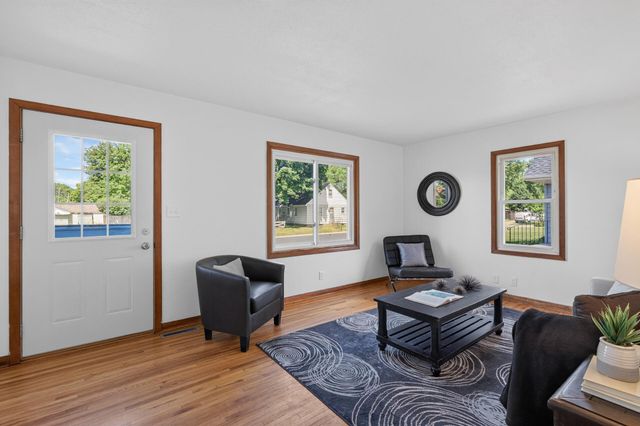 4763 Chatham Road NE, Columbia Heights, MN 55421