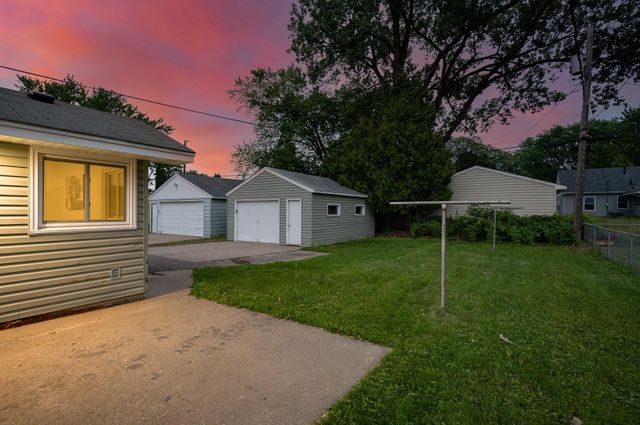 4763 Chatham Road NE, Columbia Heights, MN 55421