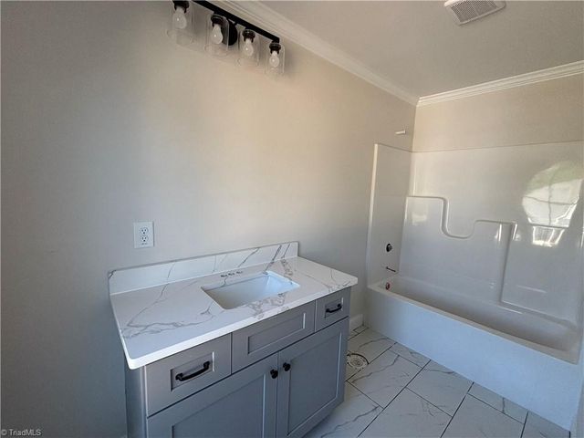 268 Cool Run, Lexington, NC 27295