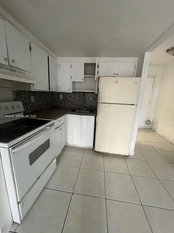 740 NW 45th Ave T11, Miami, FL 33126