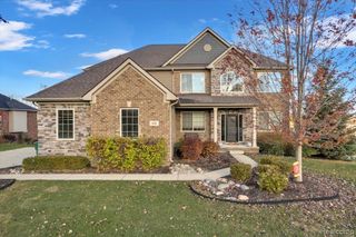 496 Overlook Drive, Oxford, MI 48371