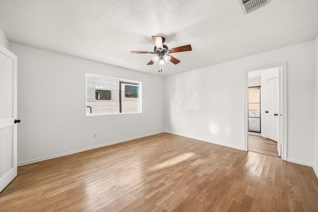 11410 Galbreath Drive, Houston, TX 77066