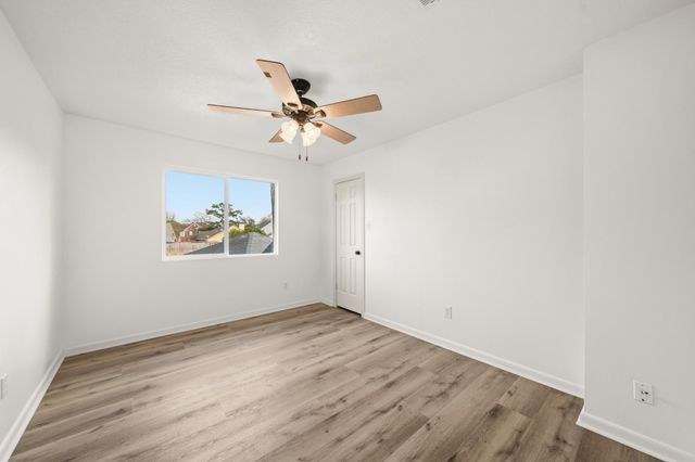 11410 Galbreath Drive, Houston, TX 77066