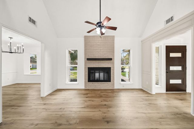 11410 Galbreath Drive, Houston, TX 77066