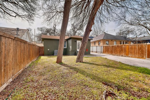 109 Appian Way, Dallas, TX 75216