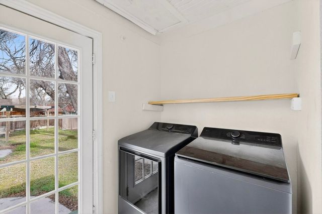 109 Appian Way, Dallas, TX 75216