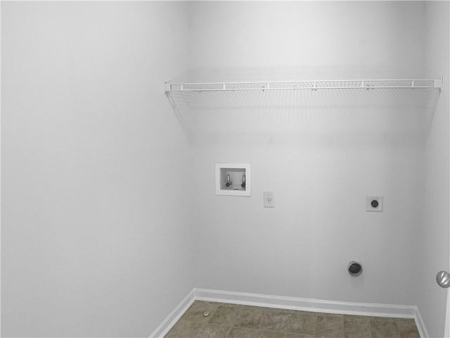 4165 Whitfield Oak Way, Auburn, GA 30011