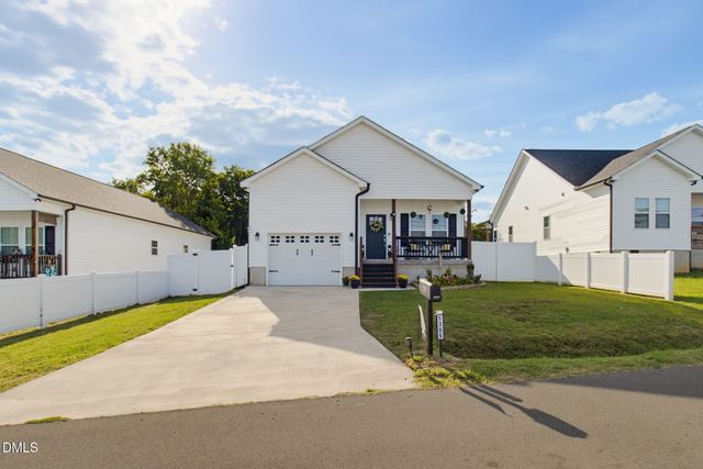 1305 Whitsett Street, Burlington, NC 27215