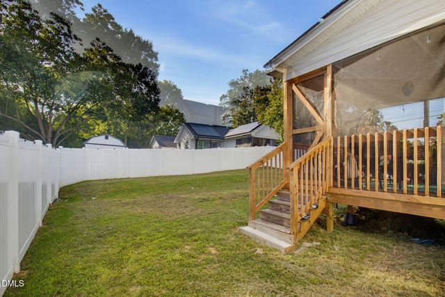 1305 Whitsett Street, Burlington, NC 27215