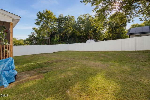 1305 Whitsett Street, Burlington, NC 27215