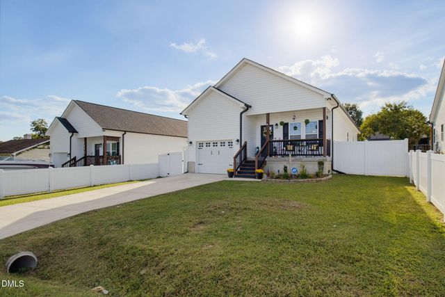 1305 Whitsett Street, Burlington, NC 27215