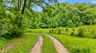 1235 Greenbrier Branch Road, Campton, KY 41301