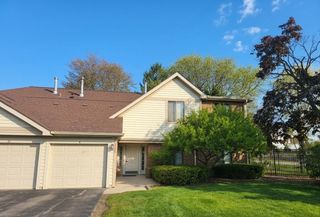 2340 E Old Hicks Road N 1, Palatine, IL 60074