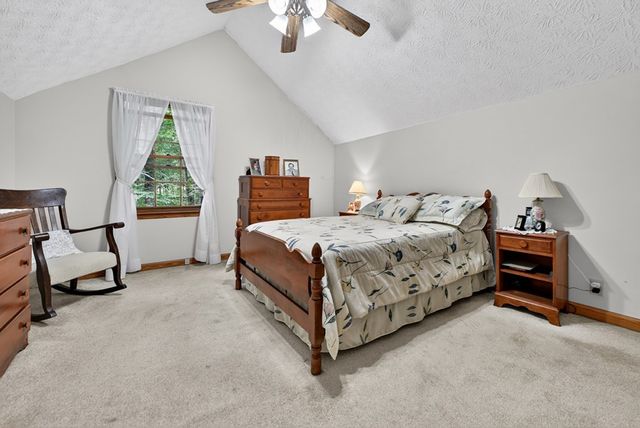 221 Shade Tree Lane, Mineral Bluff, GA 30559
