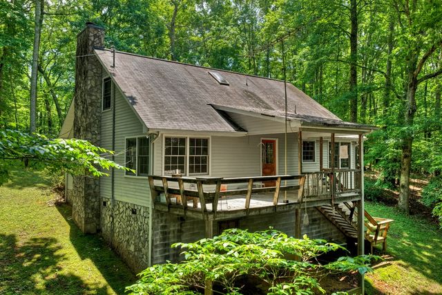 221 Shade Tree Lane, Mineral Bluff, GA 30559