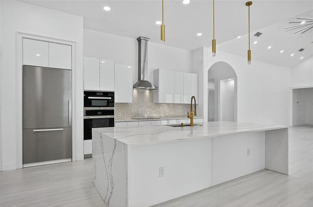 28536 TUPPER ROAD, Wesley Chapel, FL 33545
