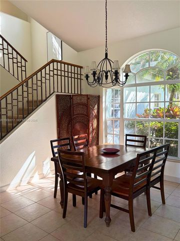 3537 SW 24th Ln, Delray Beach, FL 33445