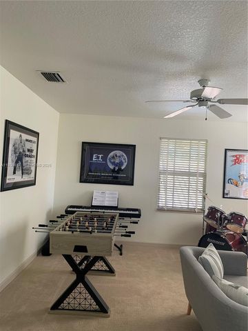 3537 SW 24th Ln, Delray Beach, FL 33445