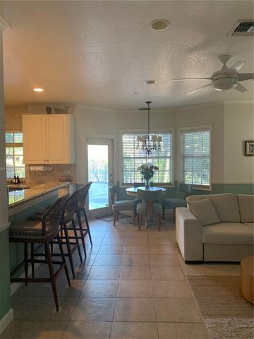 3537 SW 24th Ln, Delray Beach, FL 33445