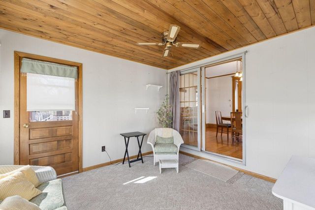 241 E 1st Street, Waconia, MN 55387