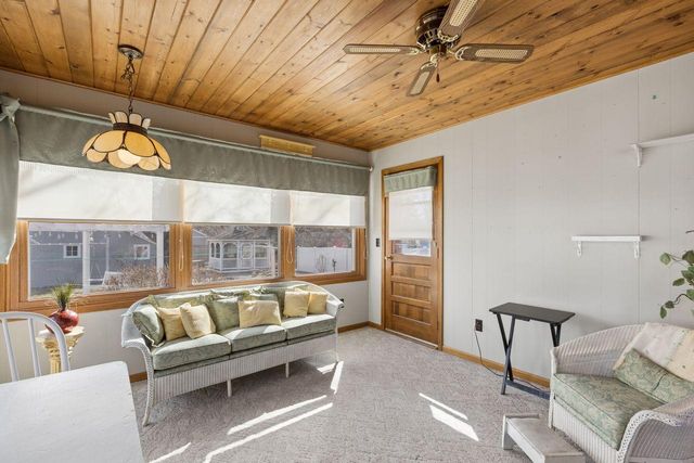 241 E 1st Street, Waconia, MN 55387