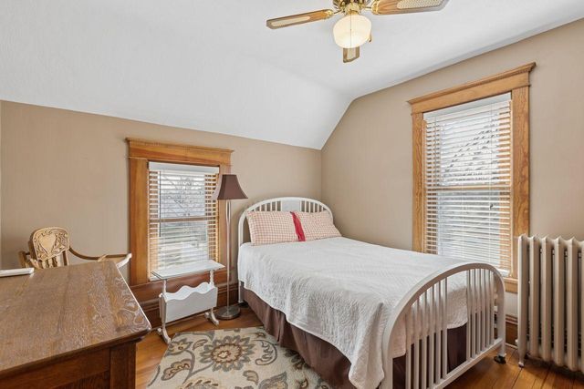 241 E 1st Street, Waconia, MN 55387