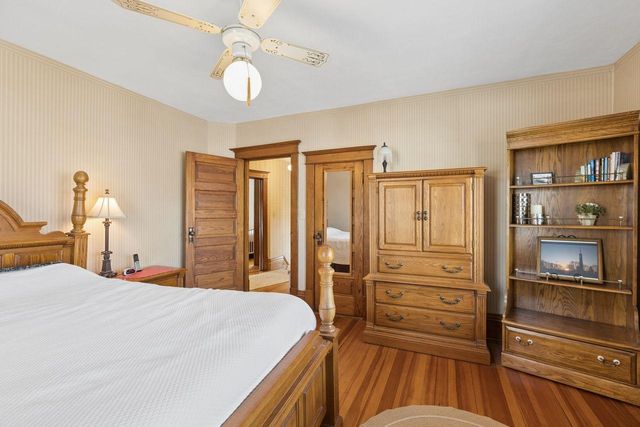 241 E 1st Street, Waconia, MN 55387