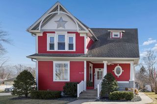 241 E 1st Street, Waconia, MN 55387