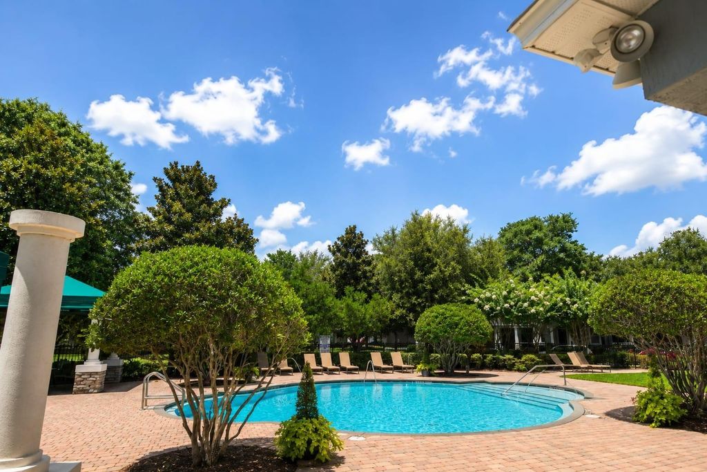Image 31 of property listing at 7060 VENTNOR DRIVE, Windermere, FL 34786