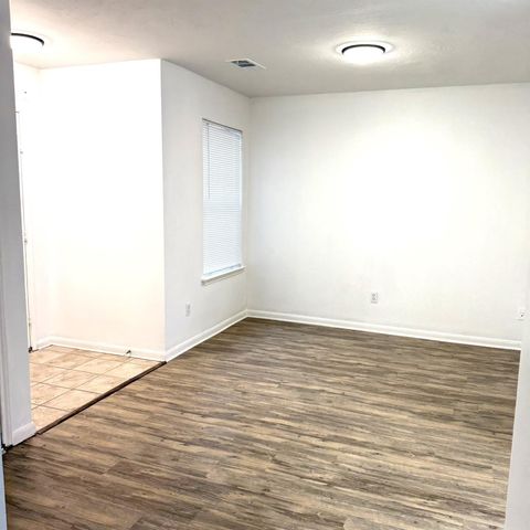 19851 Laurel Trail Drive, Cypress, TX 77433