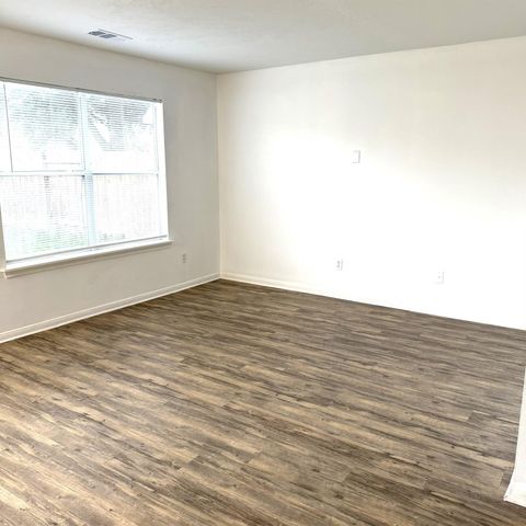 19851 Laurel Trail Drive, Cypress, TX 77433