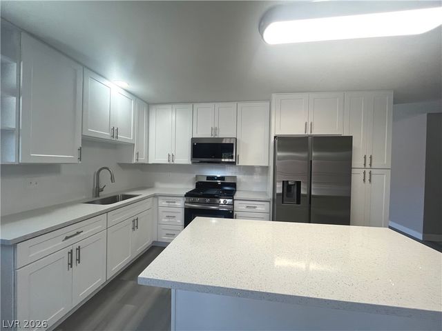 3801 Valley Forge Avenue, Las Vegas, NV 89110