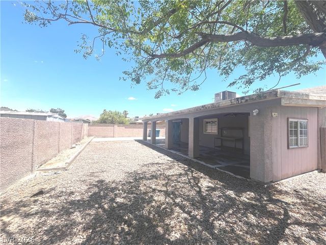 3801 Valley Forge Avenue, Las Vegas, NV 89110