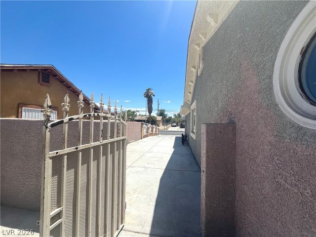 3801 Valley Forge Avenue, Las Vegas, NV 89110