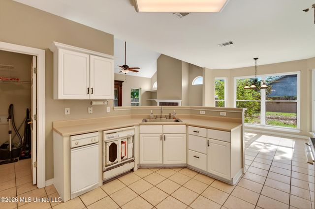 153 Spence Drive, Pass Christian, MS 39571