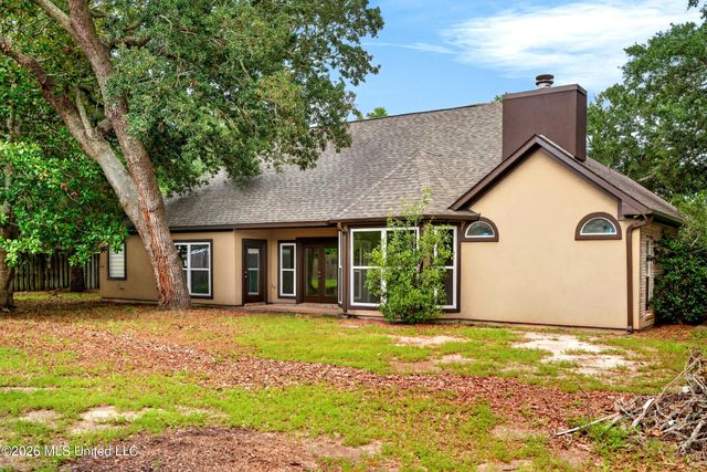 153 Spence Drive, Pass Christian, MS 39571