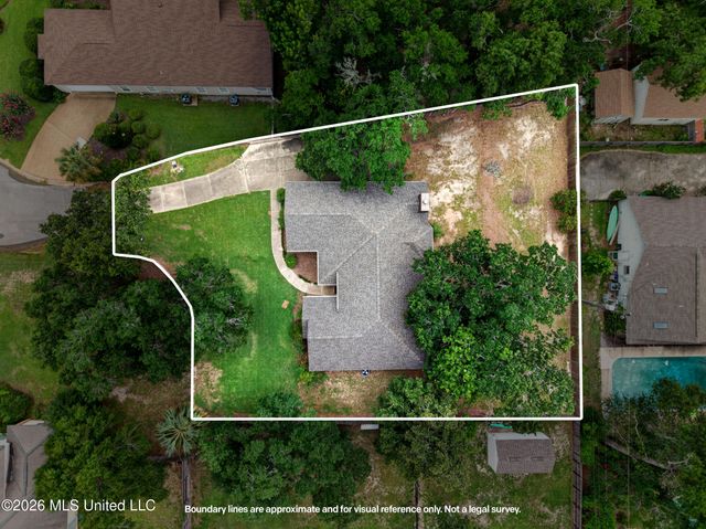 153 Spence Drive, Pass Christian, MS 39571