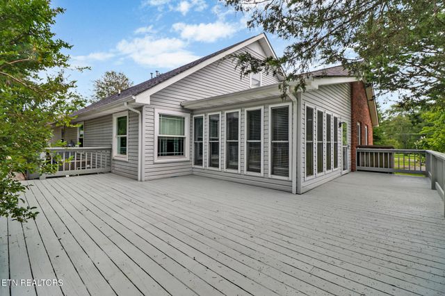851 Highland Lane, Crossville, TN 38555