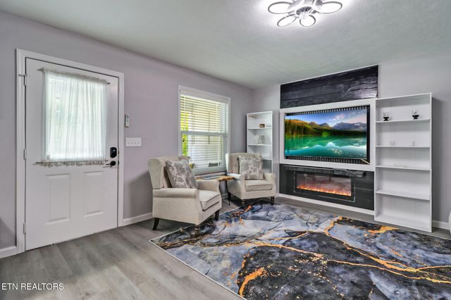 851 Highland Lane, Crossville, TN 38555