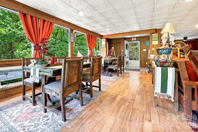 146 Chestnut Walk Drive, Waynesville, NC 28786