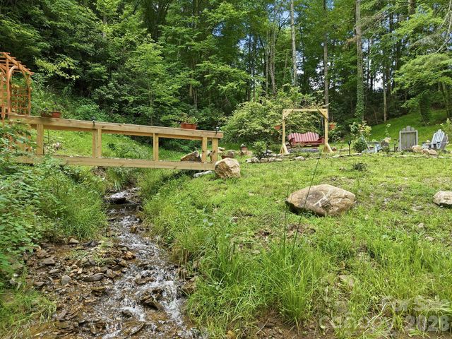 146 Chestnut Walk Drive, Waynesville, NC 28786